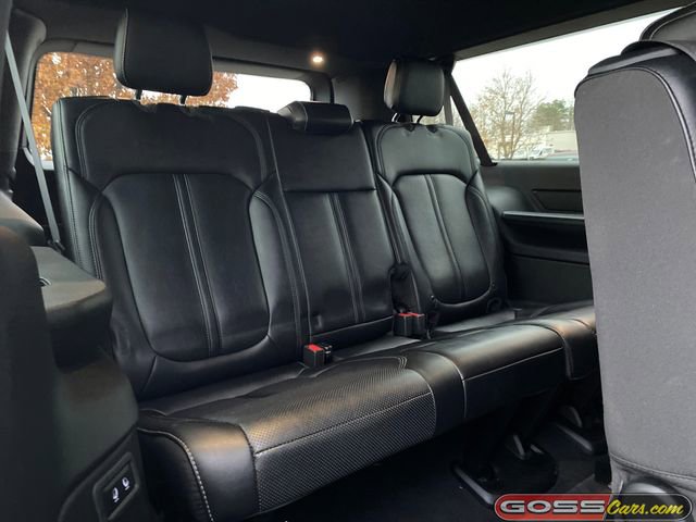 Used 2024 Jeep Wagoneer L Series II w/ Flexible Seating Group image 8