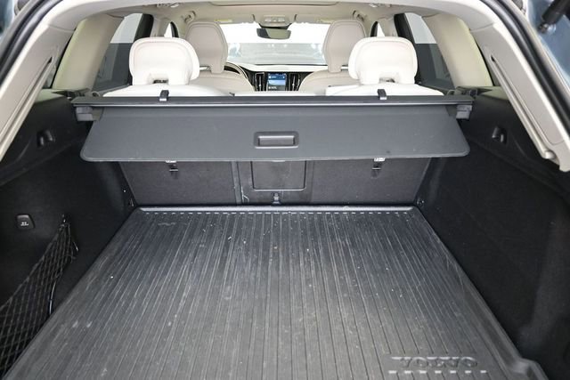 Used 2023 Volvo XC60 B5 Ultimate w/ Climate Package AWD/4WD image 11