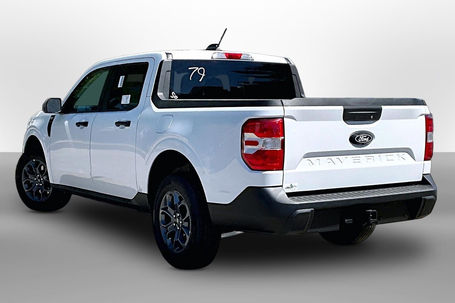 New 2026 Ford Maverick XLT w/ Equipment Group 301A AWD/4WD image 3