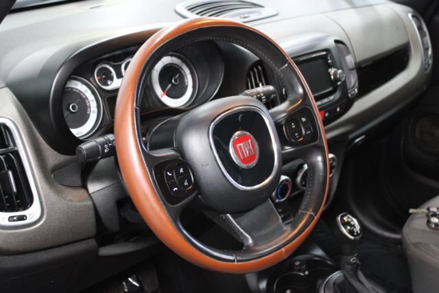Used 2015 FIAT 500L Trekking FWD image 11