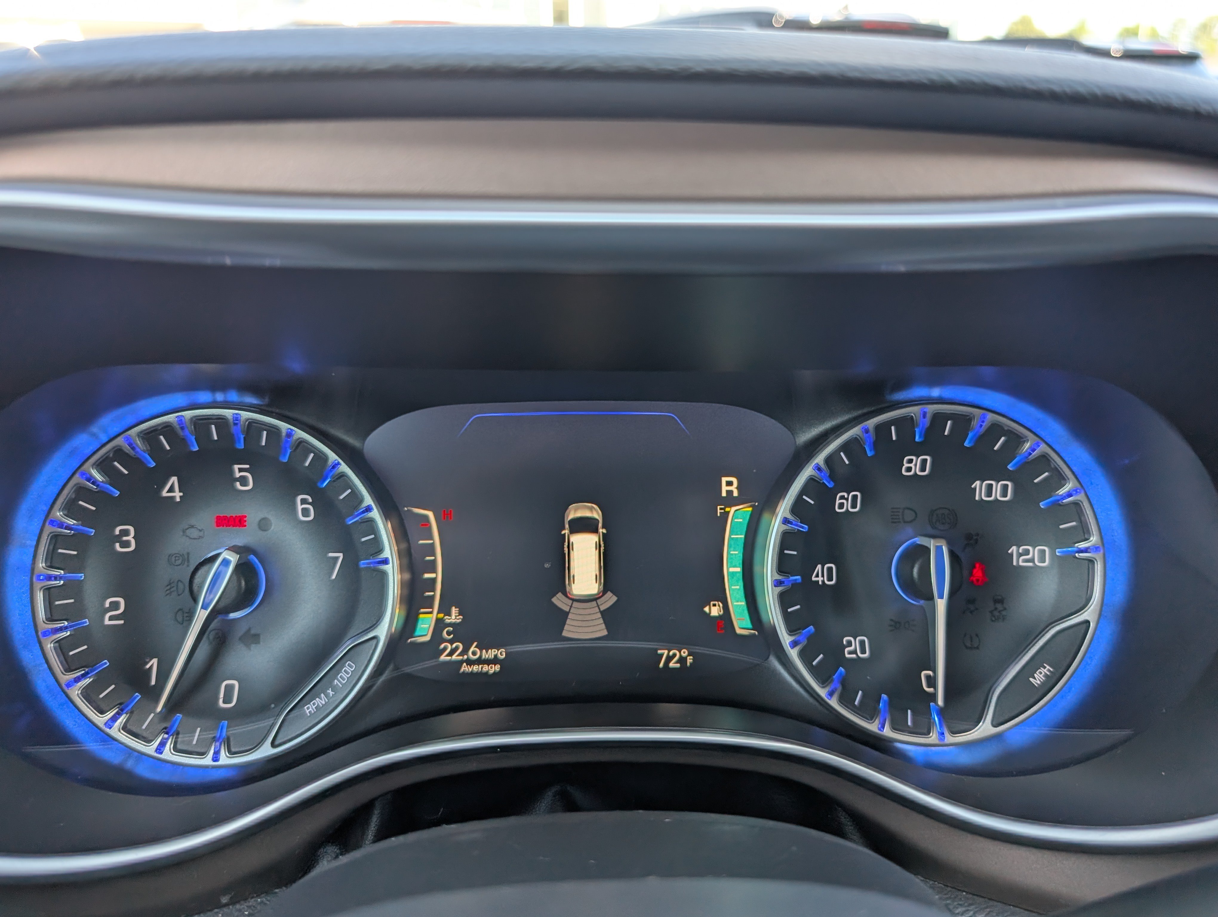 Used 2018 Chrysler Pacifica Touring-L Plus w/ Tire & Wheel Group FWD image 20