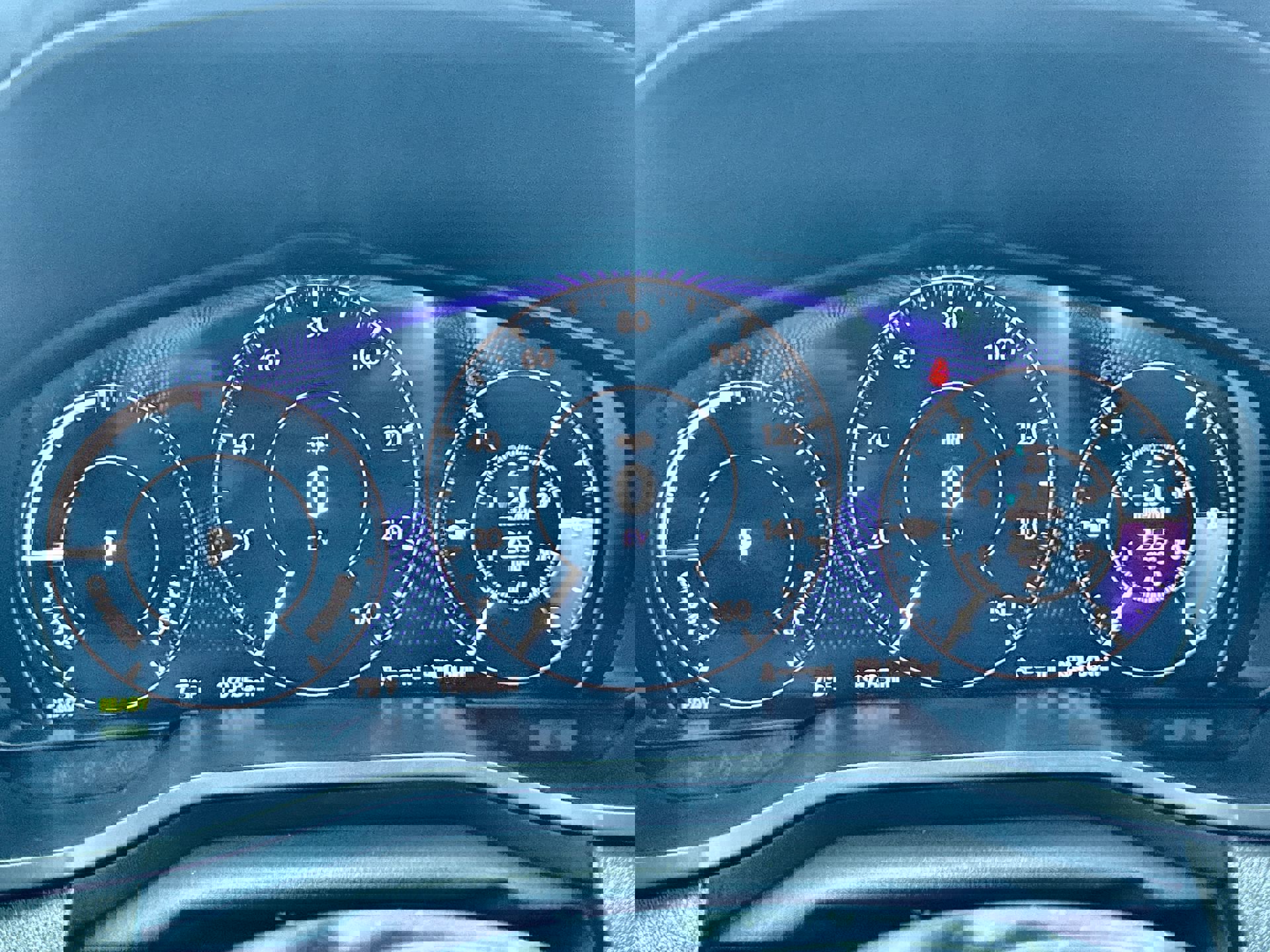 Used 2024 MAZDA CX-90 Plug-In Hybrid w/ Preferred image 11