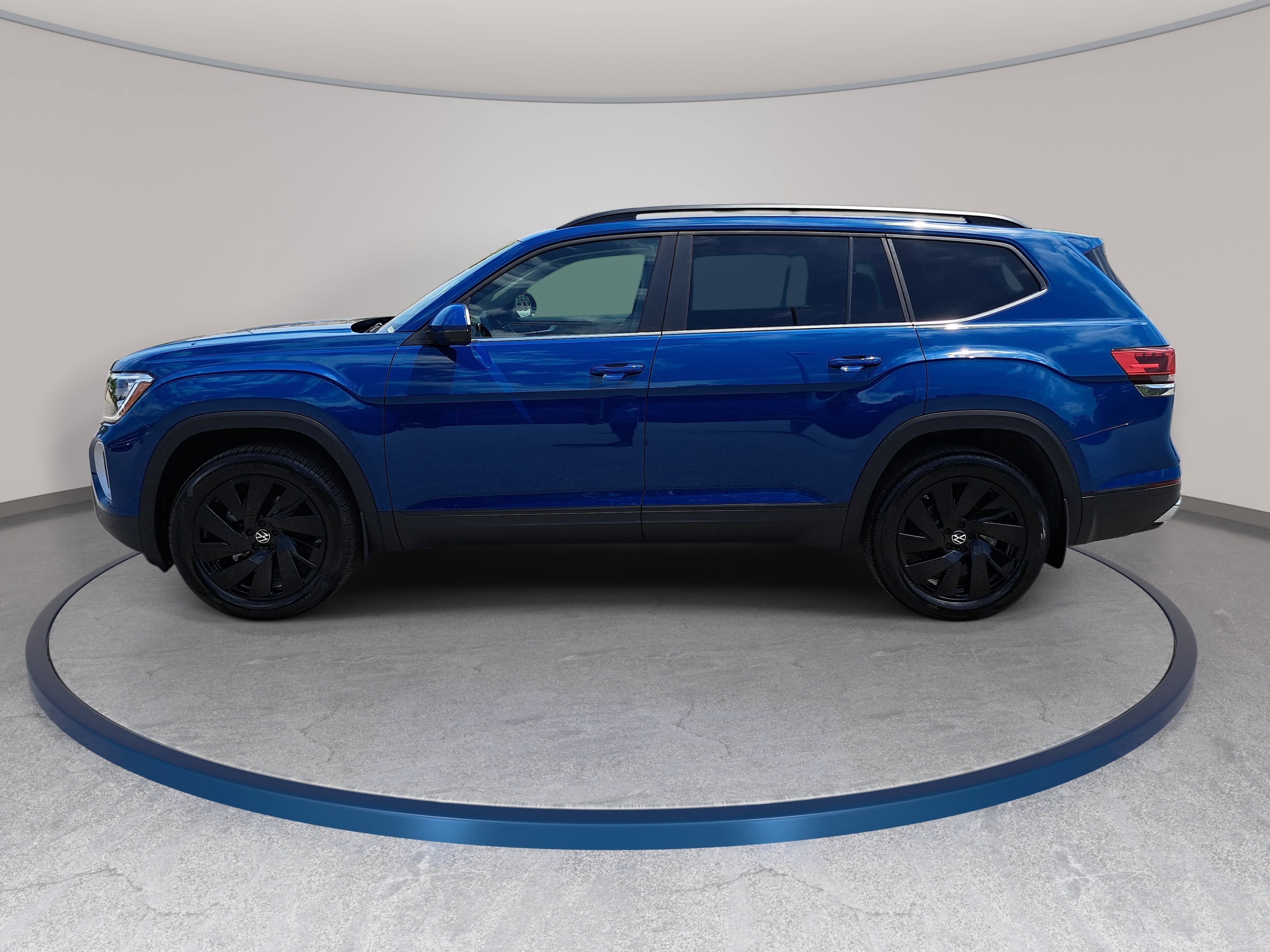 New 2026 Volkswagen Atlas SE FWD image 8
