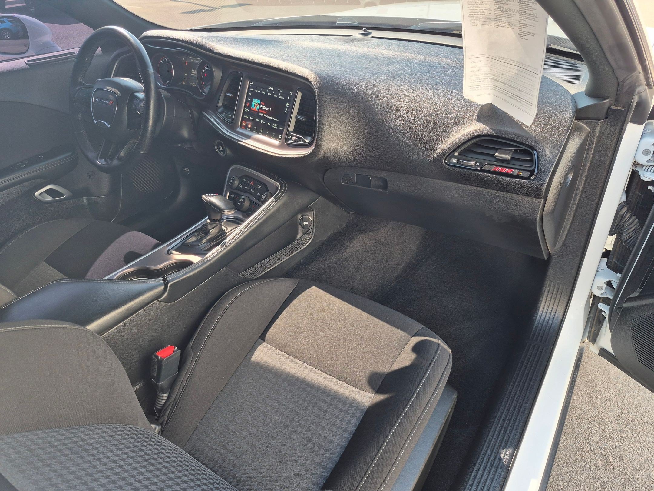 Used 2022 Dodge Challenger R/T Scat Pack w/ Driver Convenience Group RWD image 31