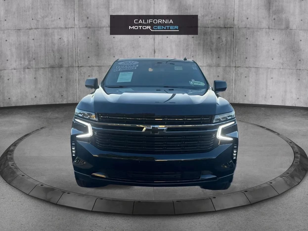 Used 2021 Chevrolet Tahoe RST RWD image 2