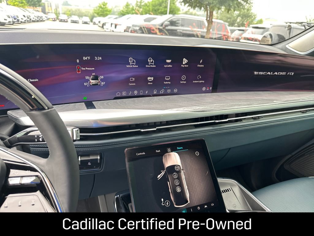 Certified 2025 Cadillac Escalade IQ Luxury 2 w/ LPO, Premium Carpet Package AWD/4WD image 25