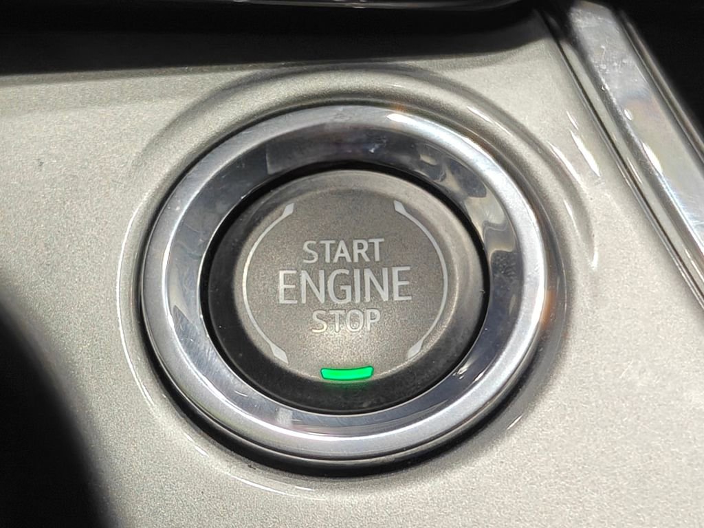 Used 2025 Chevrolet Trax LT image 11