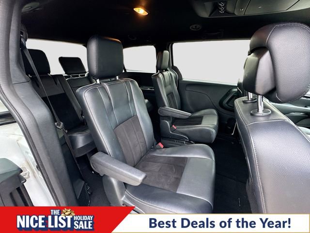 Used 2014 Dodge Grand Caravan SXT image 27