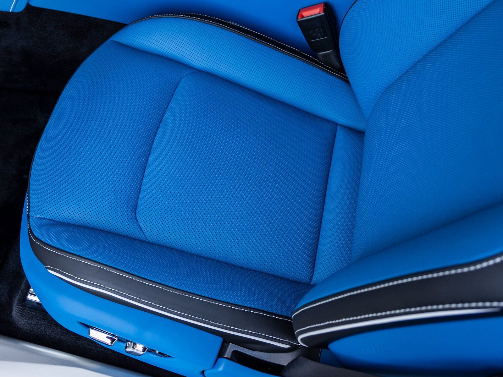 New 2025 Rolls-Royce Spectre image 27