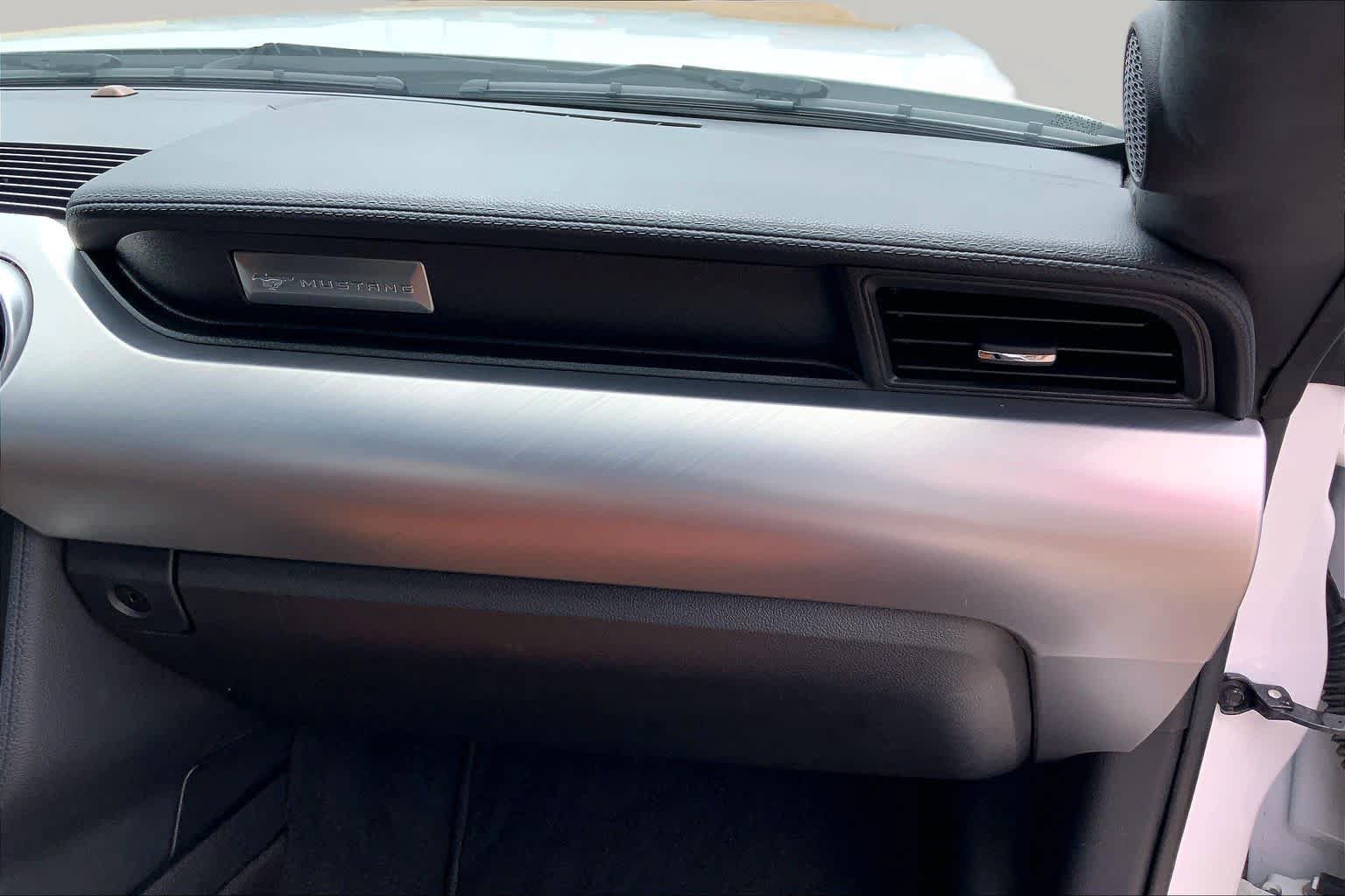 Certified 2019 Ford Mustang Premium RWD image 19