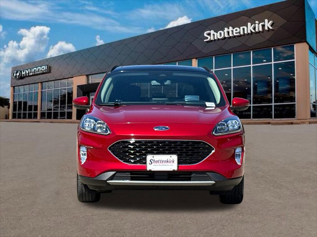 Used 2020 Ford Escape Titanium w/ Titanium Premium Package 2.0 image 2