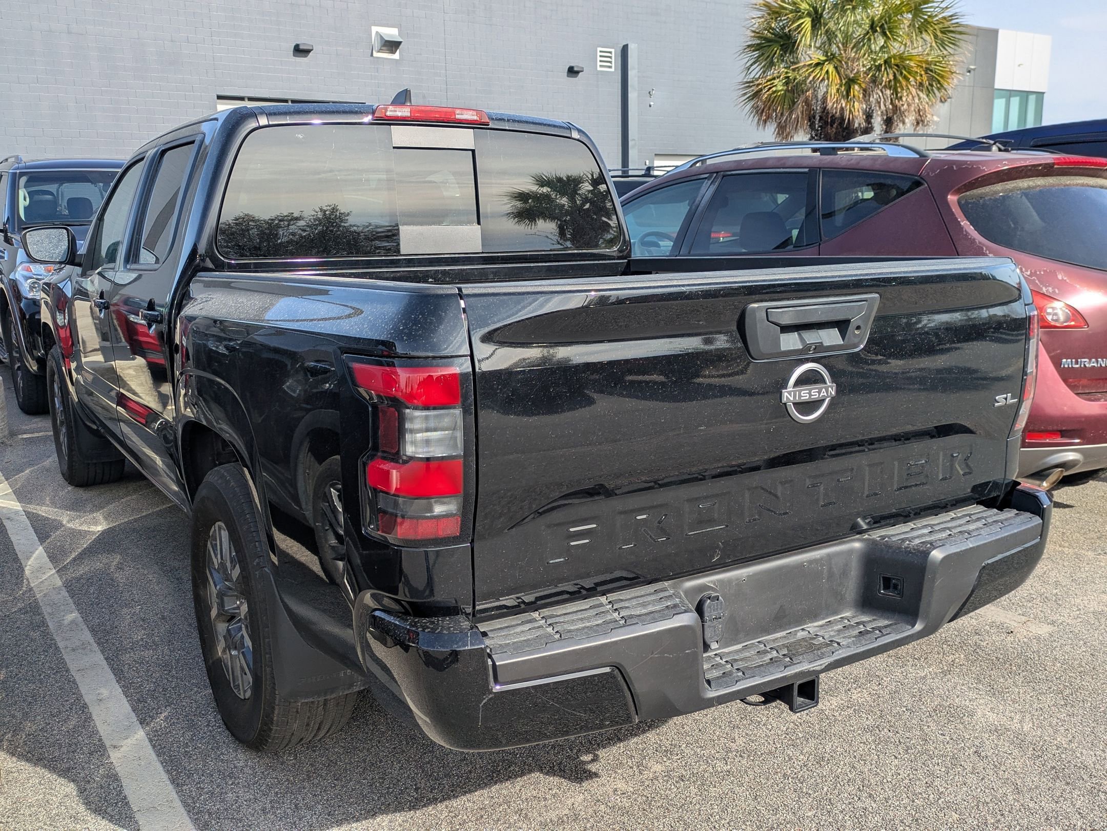Certified 2024 Nissan Frontier SL image 5