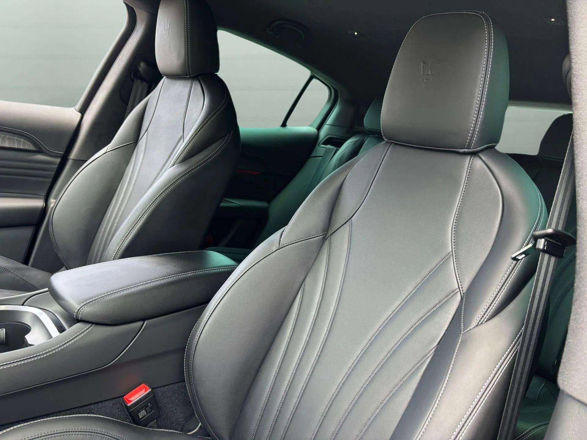 New 2025 Maserati Grecale GT image 25