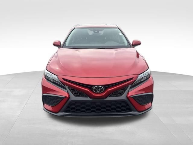 Used 2024 Toyota Camry SE w/ Convenience Package FWD image 8