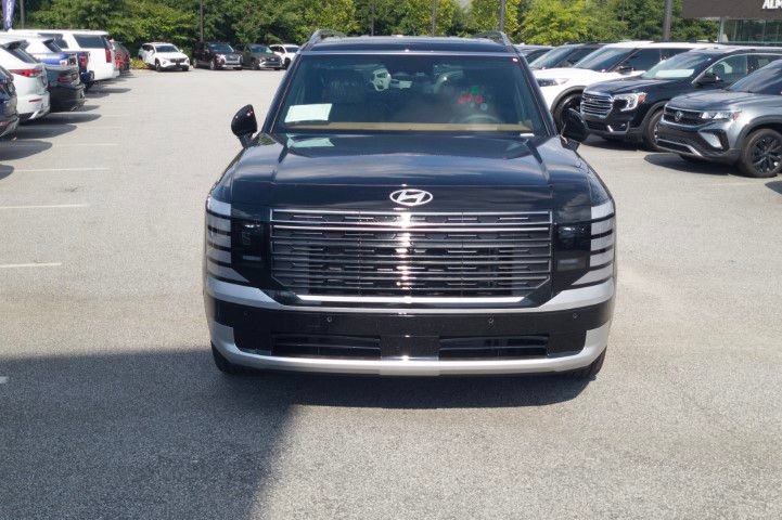 New 2026 Hyundai Palisade Calligraphy FWD image 2