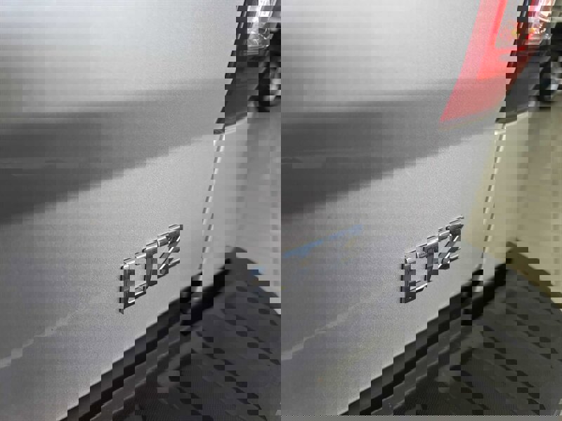 Used 2017 Chevrolet Silverado 1500 LTZ w/ Sport Package AWD/4WD image 37