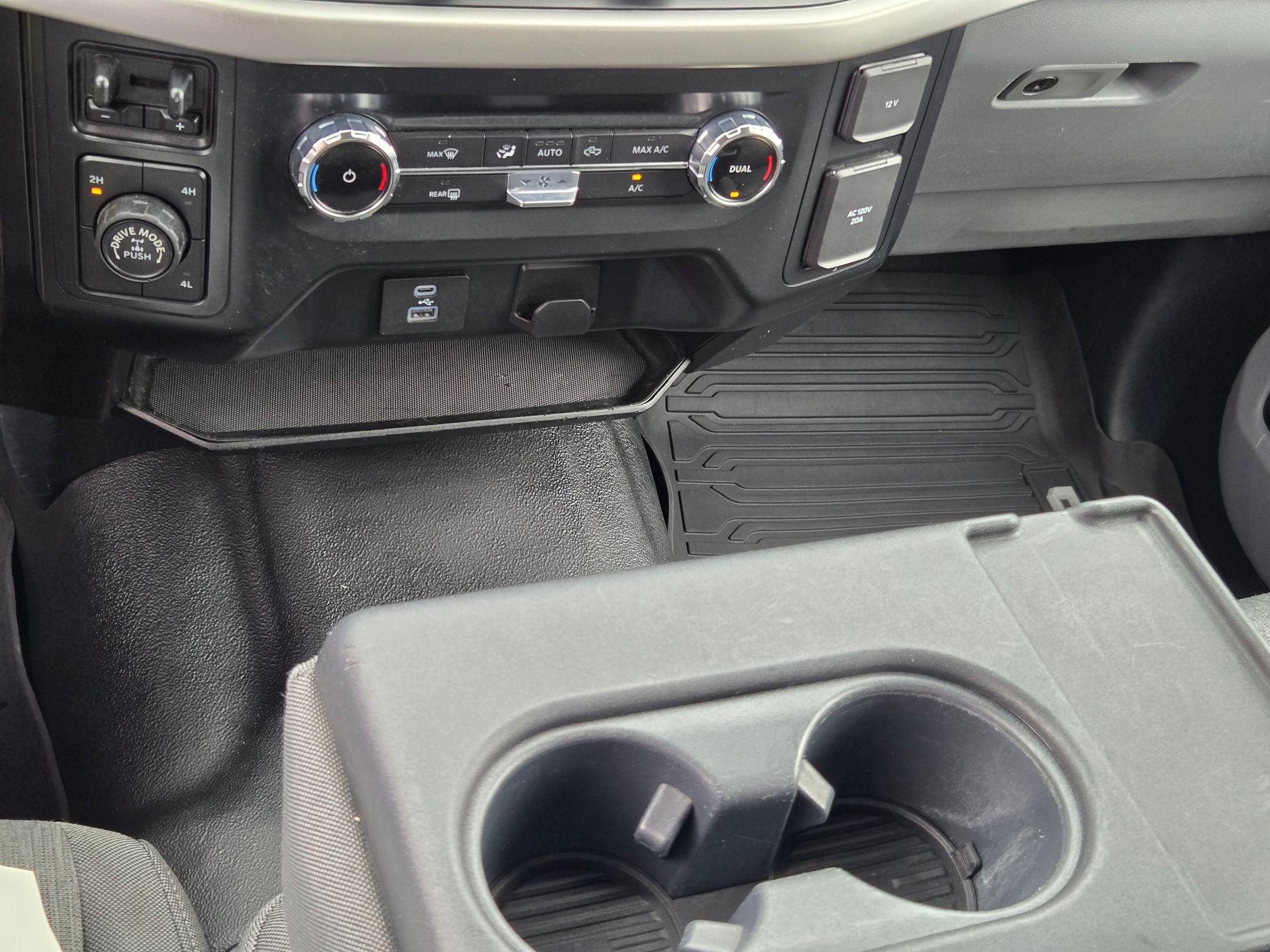Used 2022 Ford F150 XL w/ Equipment Group 101A High AWD/4WD image 31