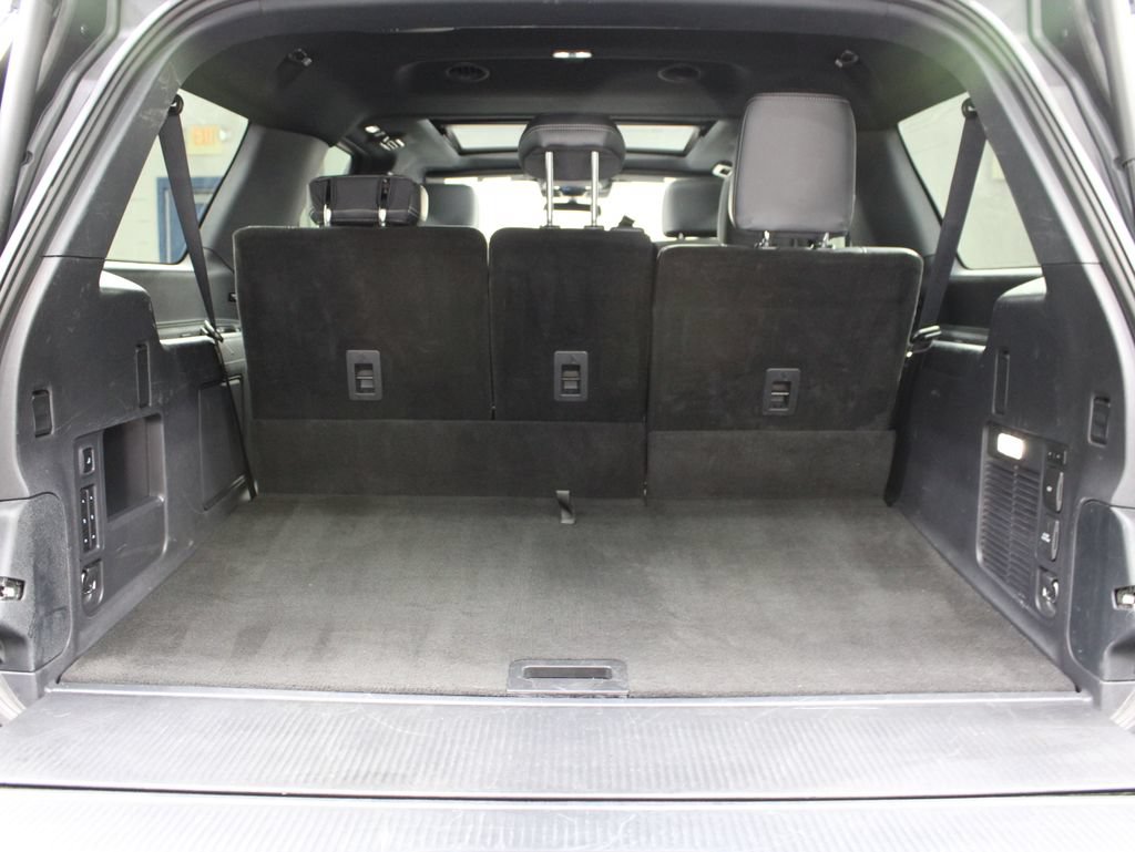 Used 2025 Ford Expedition Max Platinum w/ Stealth Appearance Package AWD/4WD image 45