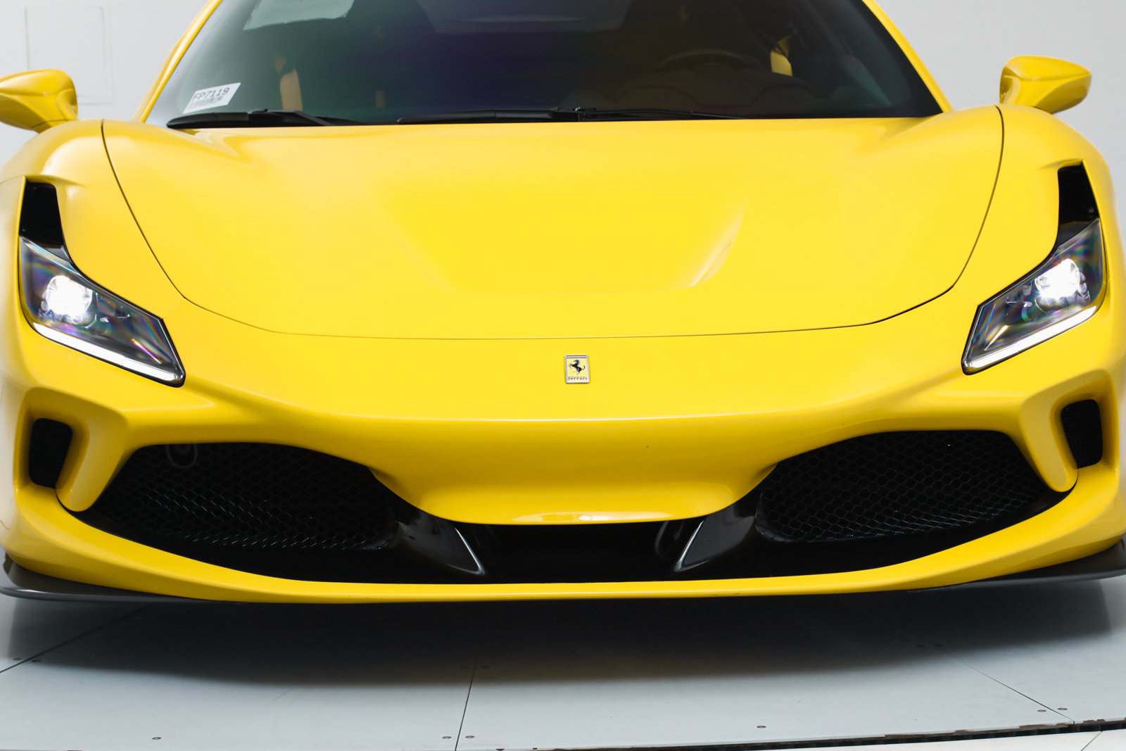 Certified 2022 Ferrari F8 Tributo RWD image 13