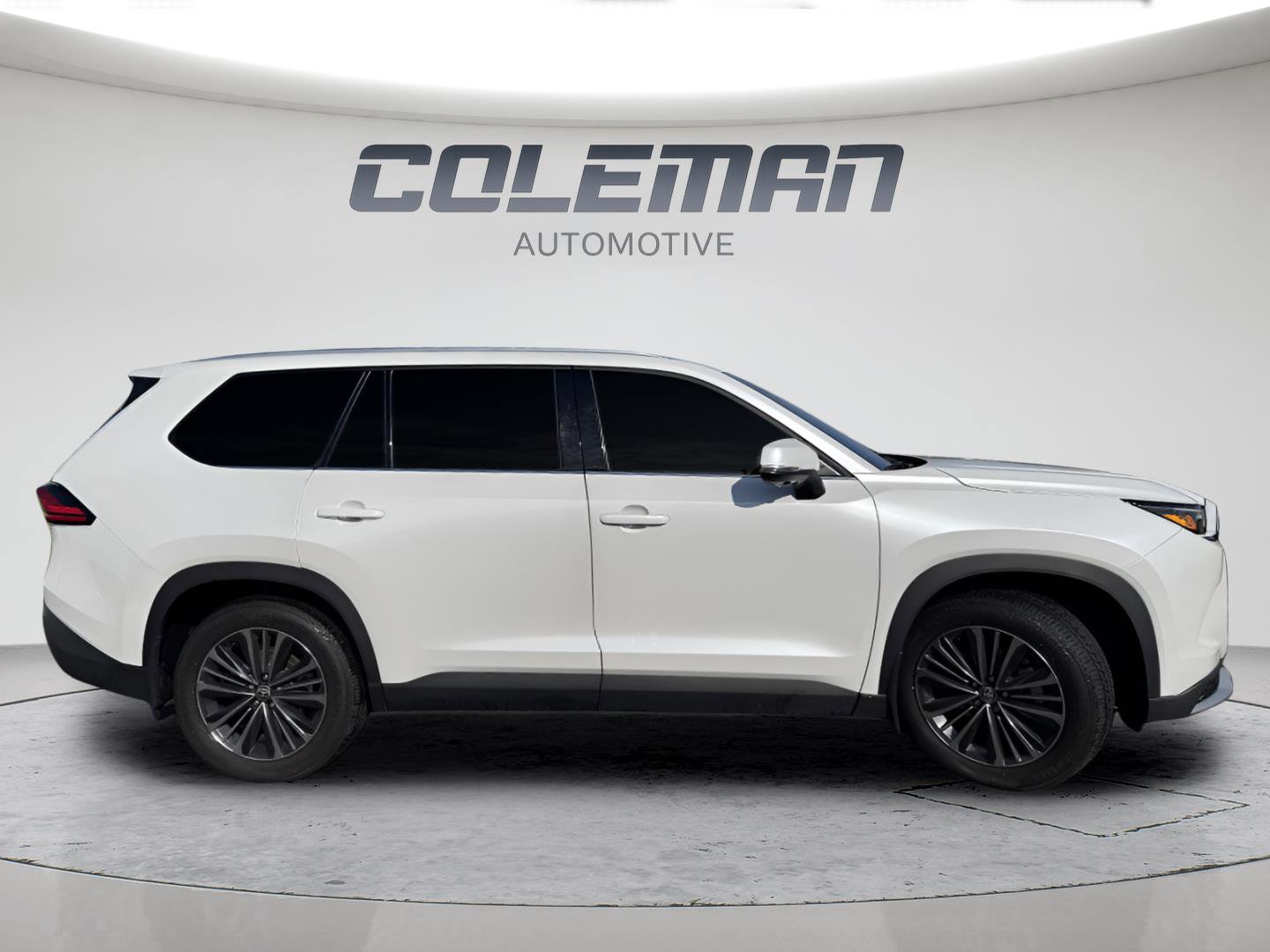 Used 2024 Toyota Grand Highlander AWD Hybrid image 6