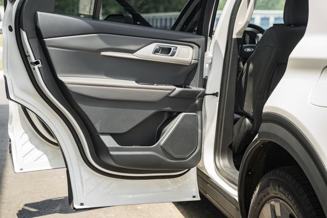 New 2026 Ford Explorer Active w/ Active Comfort Package AWD/4WD image 48