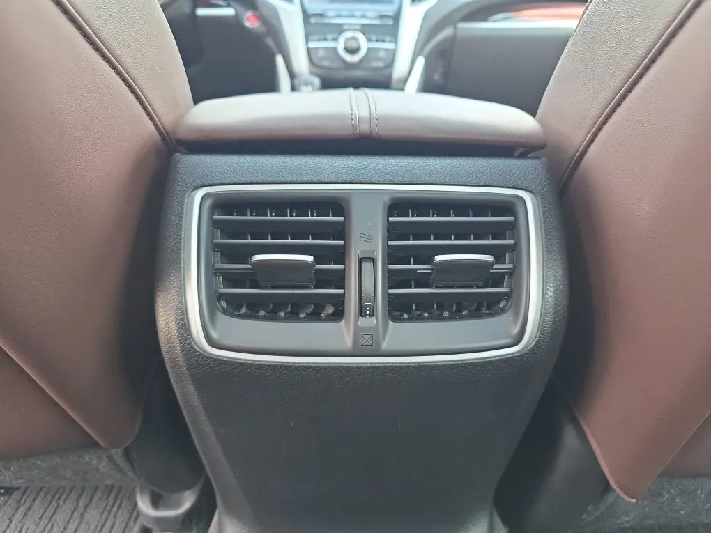 Used 2017 Acura TLX w/ Technology Package FWD image 48
