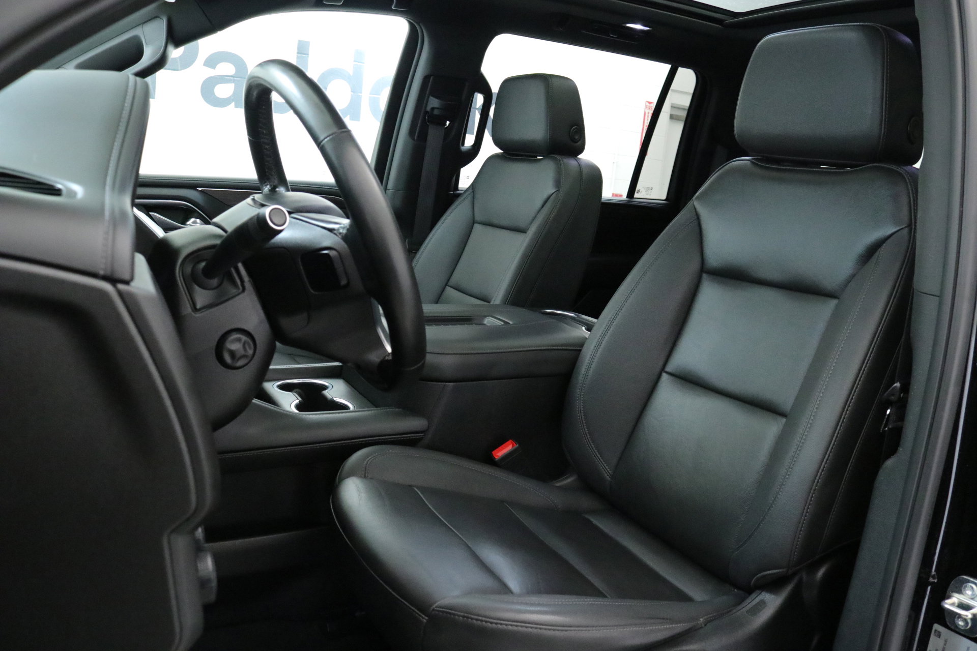 Used 2023 Chevrolet Suburban Z71 w/ Luxury Package image 24