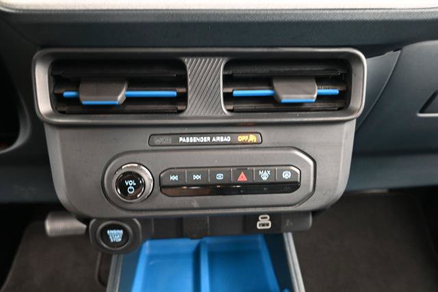 Used 2025 Ford Maverick XLT w/ XLT Luxury Package FWD image 13