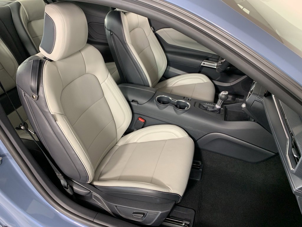 Used 2025 Ford Mustang GT Premium image 29