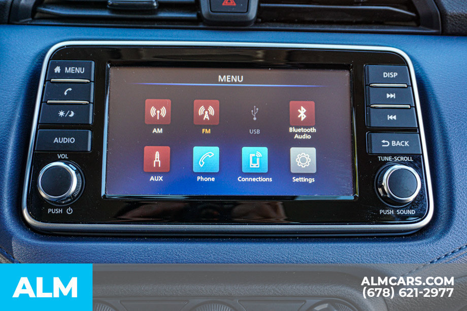Used 2025 Nissan Versa SV FWD image 35