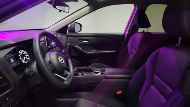 Used 2024 Nissan Rogue SV image 15