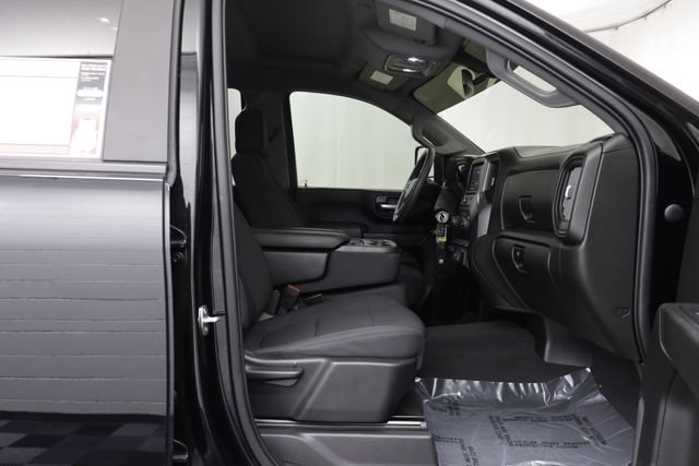 Used 2022 Chevrolet Silverado 2500 Custom w/ Custom Value Package AWD/4WD image 19