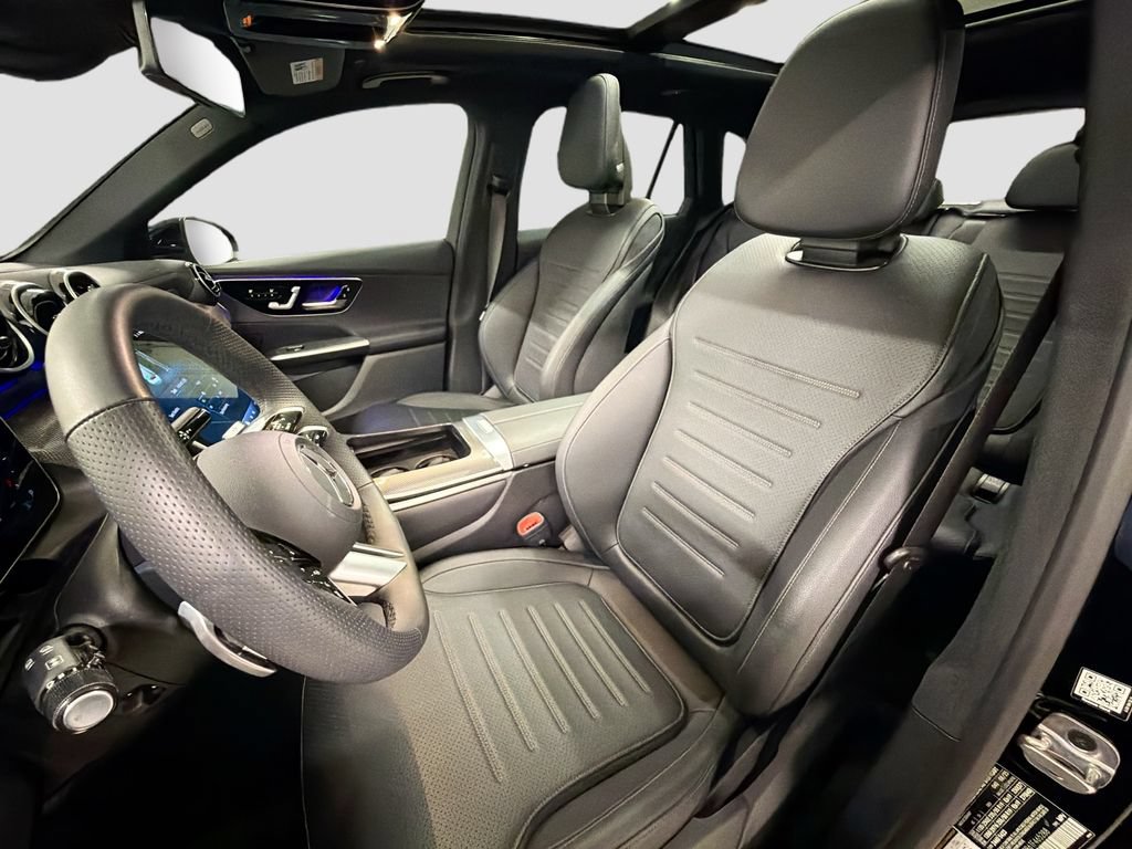 Certified 2026 Mercedes-Benz GLC 300 image 5