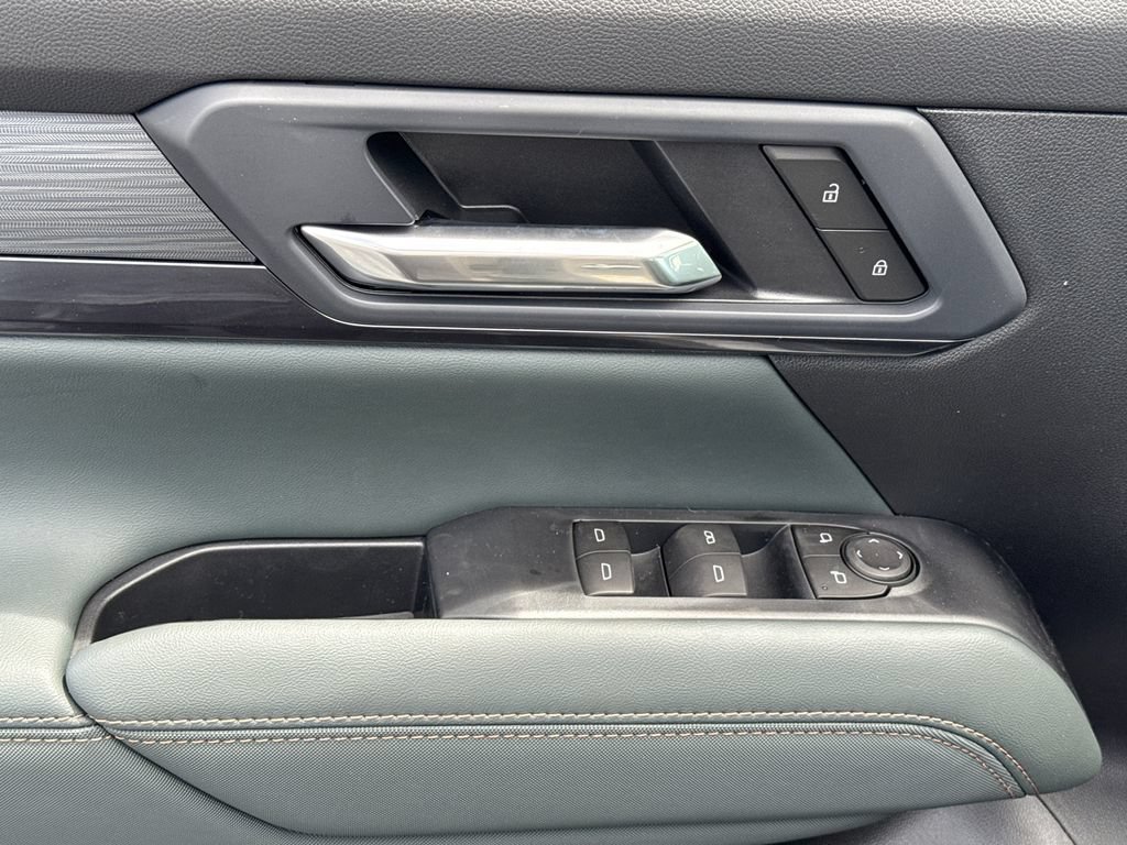 New 2026 GMC Terrain AT4 AWD/4WD image 16
