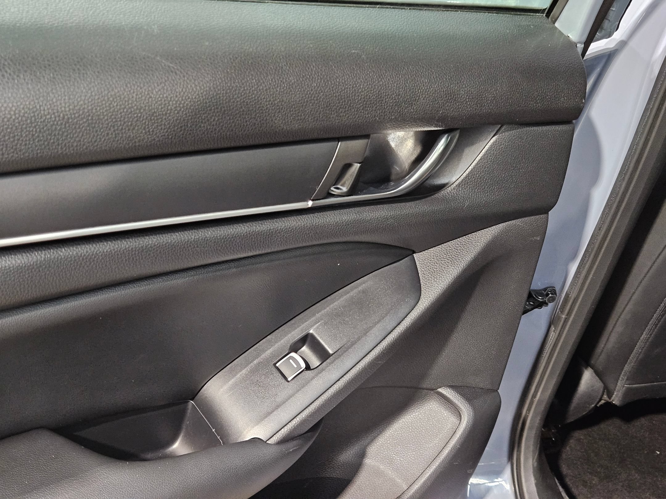Used 2022 Honda Accord Sport image 34
