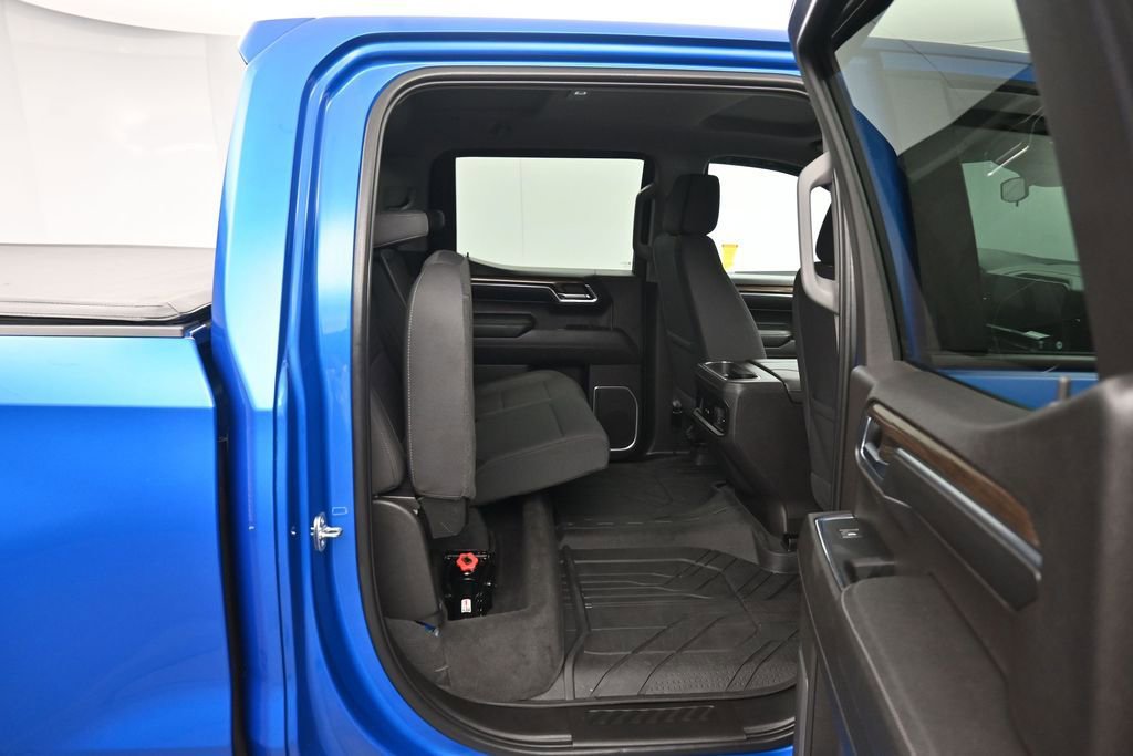 Used 2023 Chevrolet Silverado 1500 RST AWD/4WD image 38