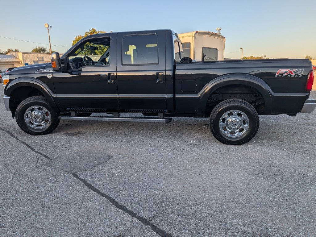 Used 2012 Ford F350 Lariat w/ Lariat Ultimate Pkg AWD/4WD image 4