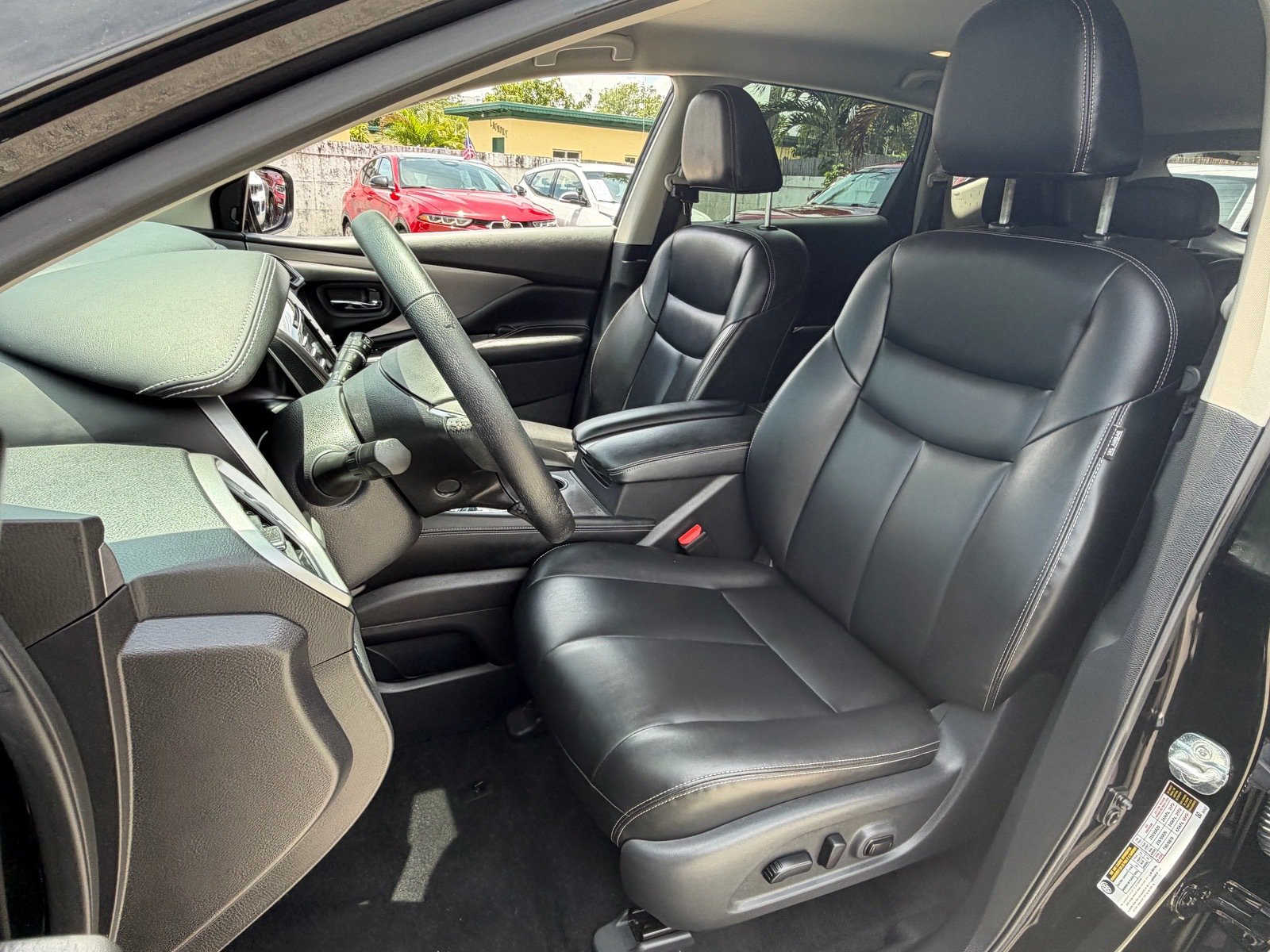 Used 2024 Nissan Murano SV w/ SV Midnight Edition Package FWD image 10
