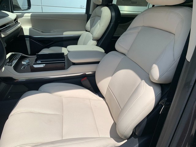 New 2027 Lincoln Navigator Reserve w/ Jet Appearance Package AWD/4WD image 15