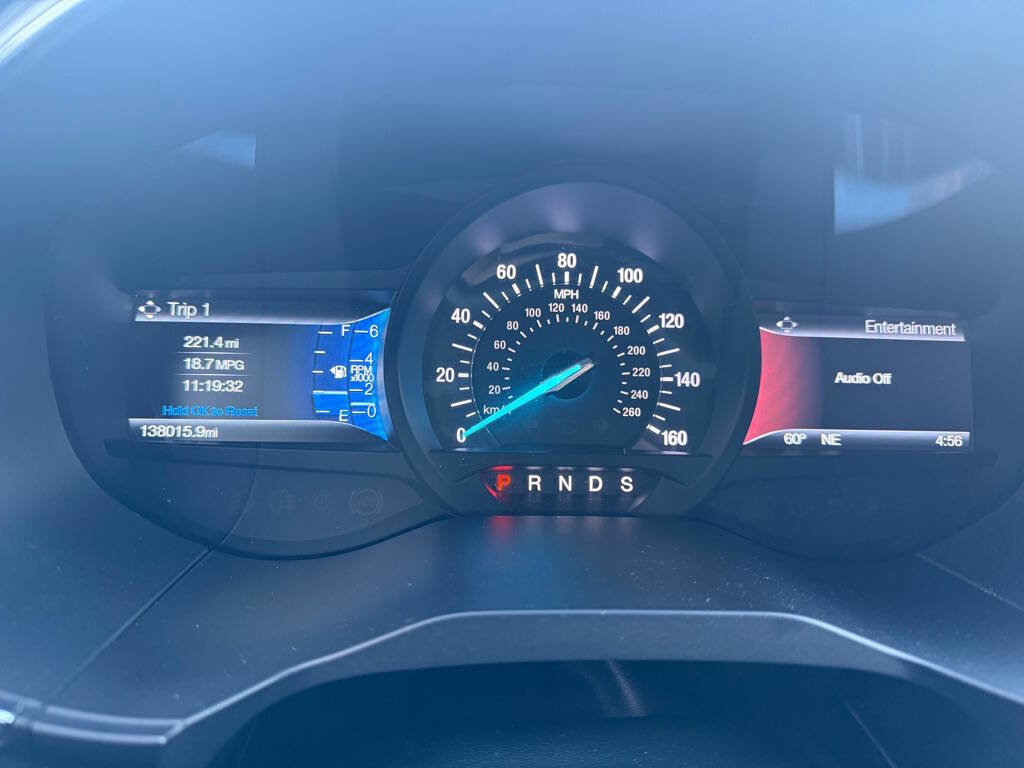 Used 2015 Ford Edge Titanium image 23