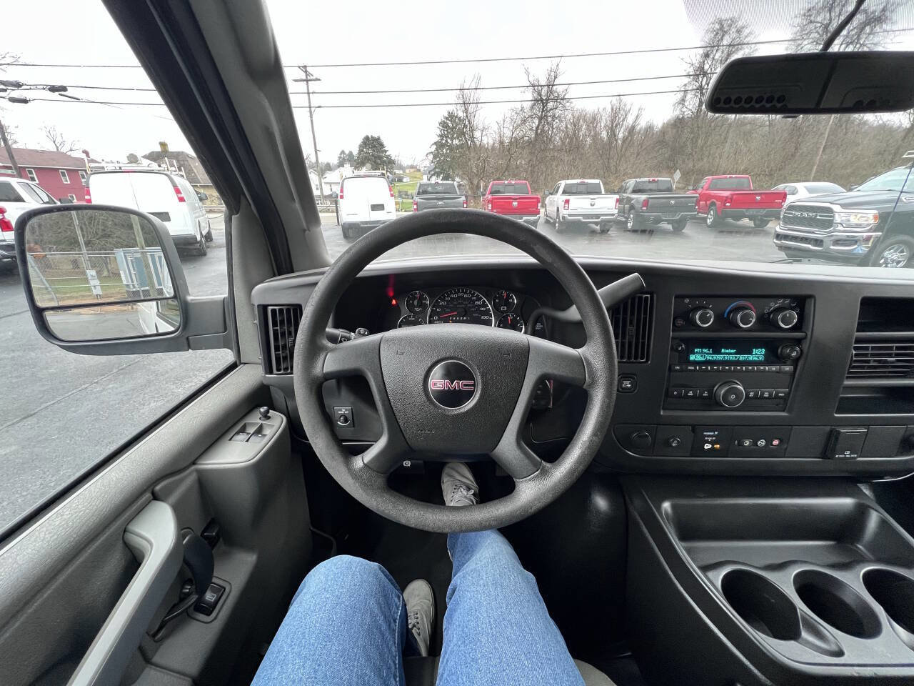 Used 2018 GMC Savana 2500 Extended image 19