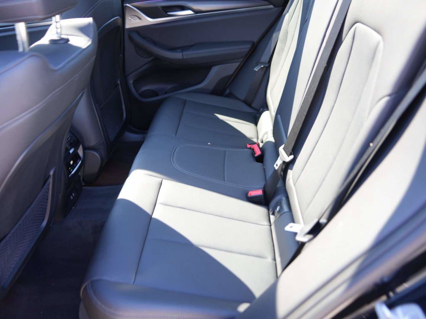 Used 2023 BMW X3 xDrive30i w/ M Sport Package AWD/4WD image 10