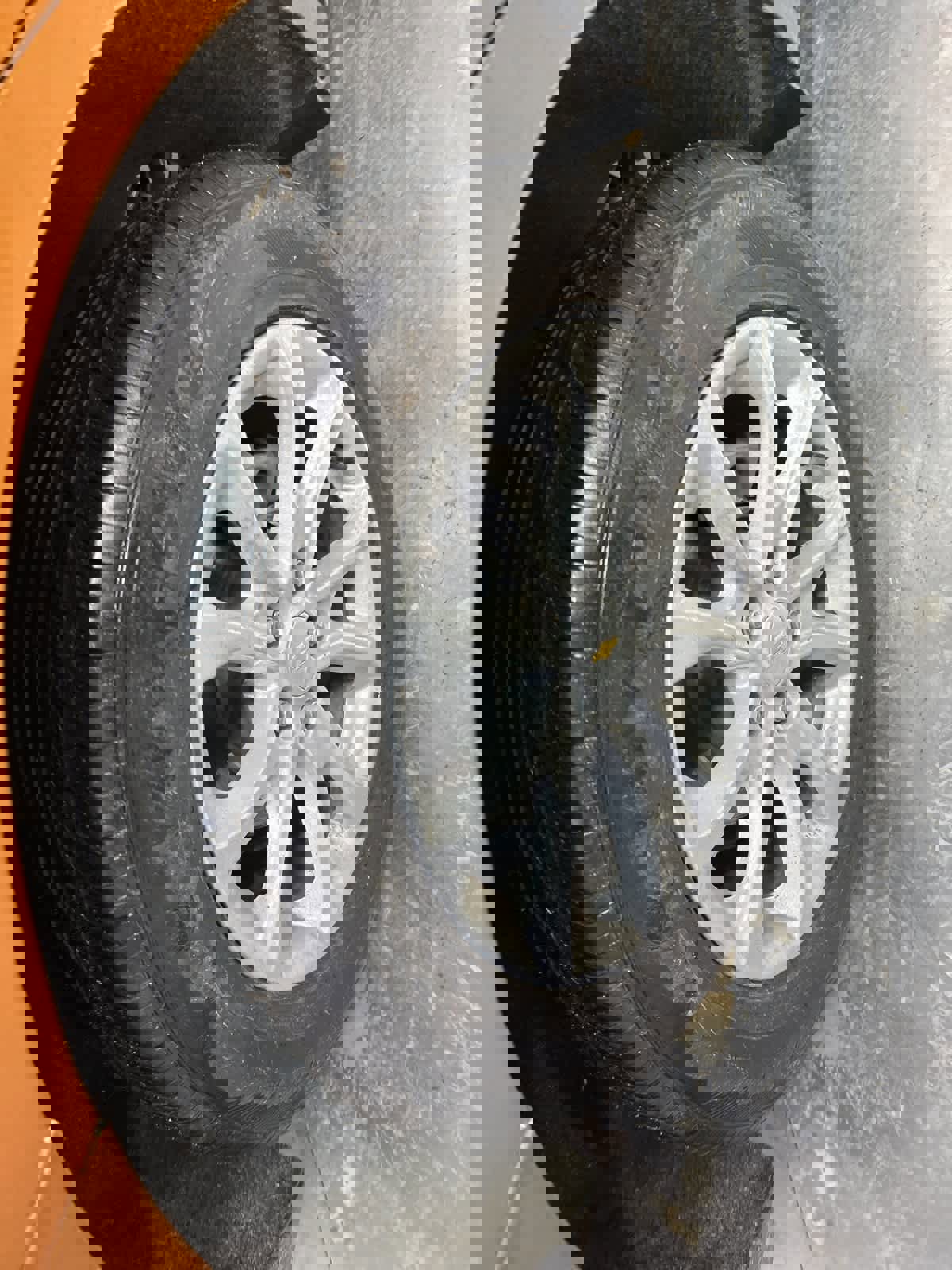 Used 2018 Chevrolet Equinox LS image 8