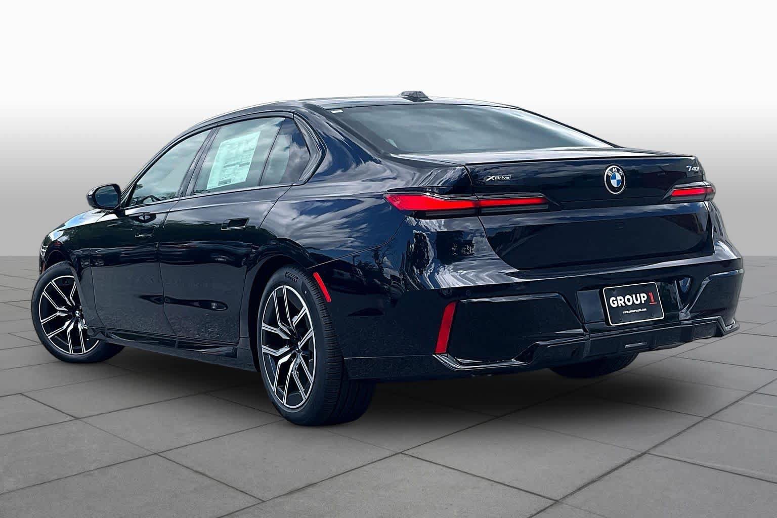 New 2026 BMW 740i xDrive w/ Premium Package AWD/4WD image 12