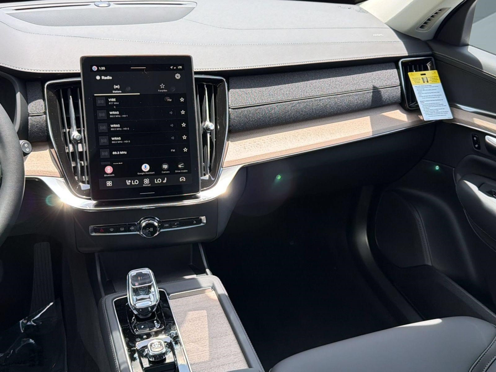 New 2026 Volvo XC90 B5 Core w/ Protection Package AWD/4WD image 27