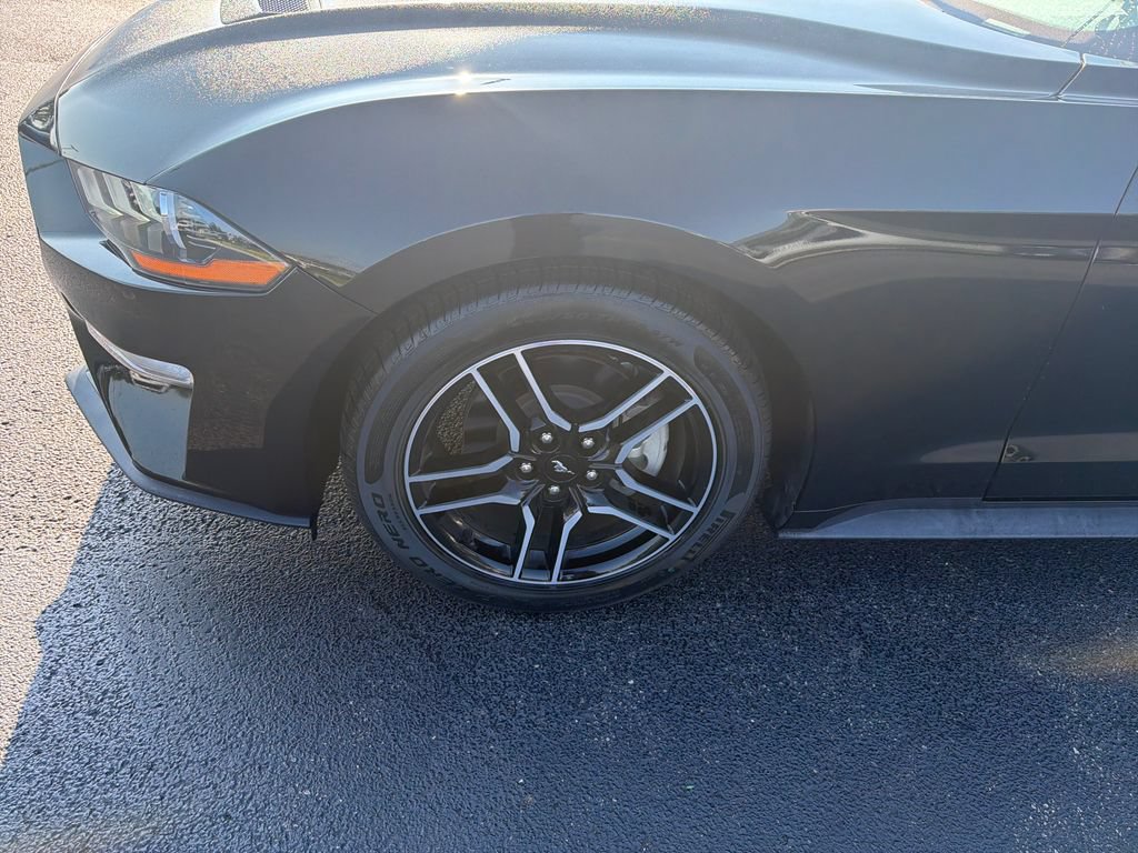 Used 2020 Ford Mustang Premium RWD image 10