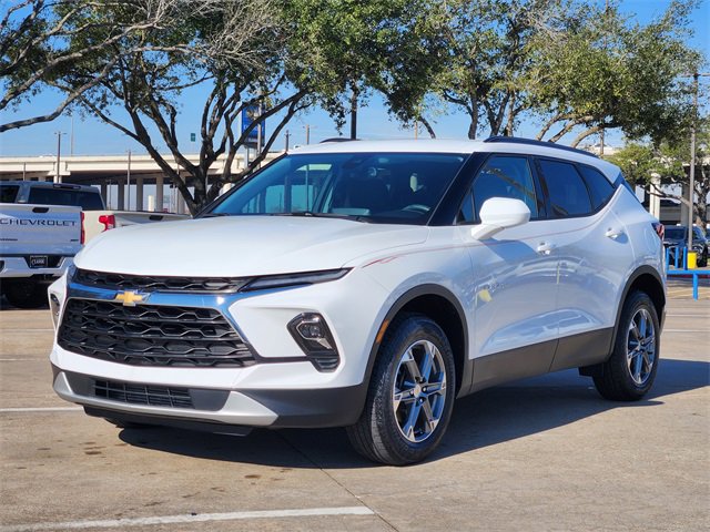Used 2024 Chevrolet Blazer LT w/ Convenience Package image 3