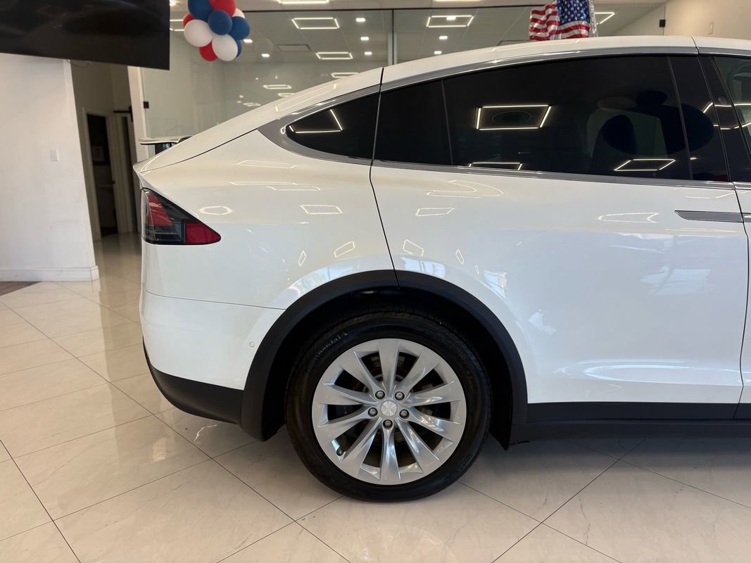 Used 2019 Tesla Model X Long Range AWD/4WD image 10