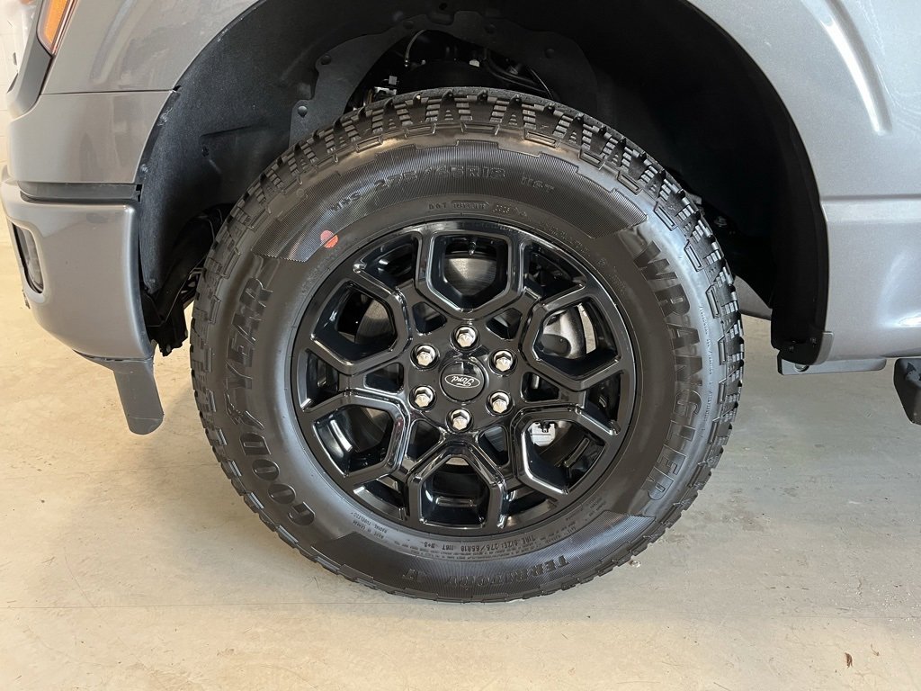 Used 2025 Ford F150 XLT w/ Equipment Group 302A MID image 21