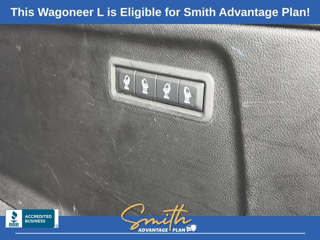Used 2024 Jeep Wagoneer L Series II RWD image 13